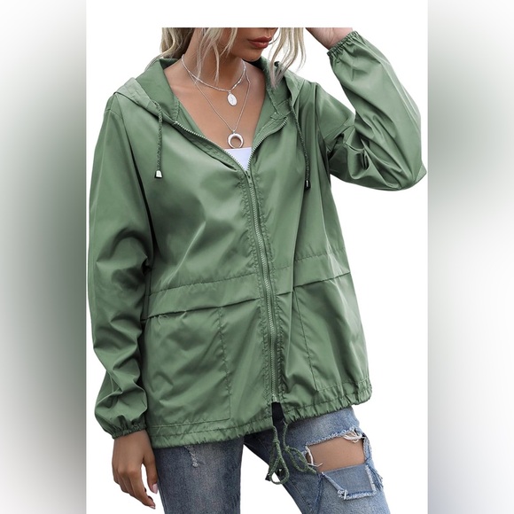Jackets & Blazers - Mint Green Women's Hooded Rain Jacket Size Large